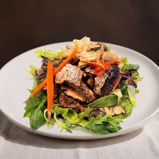 Salmon Skin Salad (+GF)