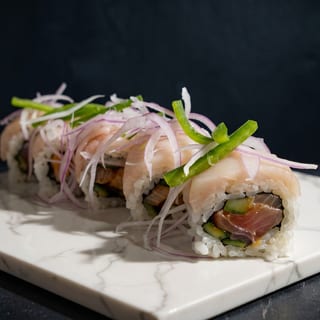 Yellowtail Lover Roll (+GF)